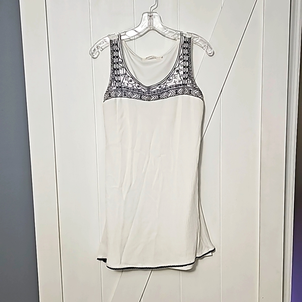 Solitaire White and Navy Dress